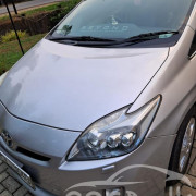 TOYOTA PRIUS 2011