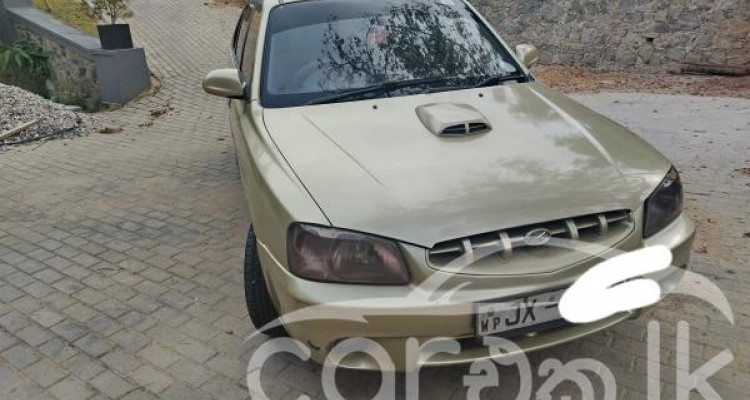 HYUNDAI ACCENT 2001