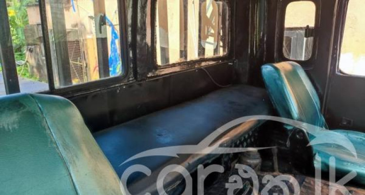 LANKA ASHOK LEYLAND 10 WHEEL CONTAINER 1995