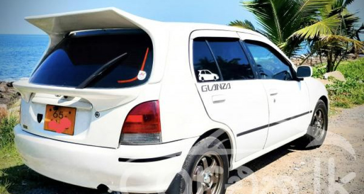 TOYOTA STARLET 1996
