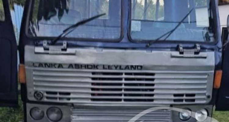 LANKA ASHOK LEYLAND 10 WHEEL CONTAINER 1995