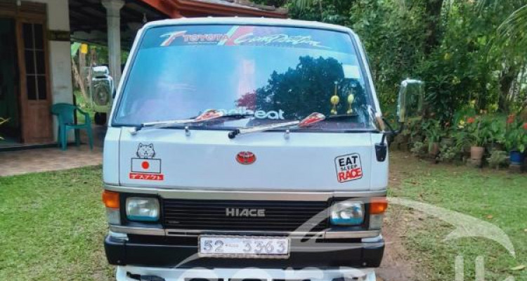TOYOTA HIACE LH61 1987