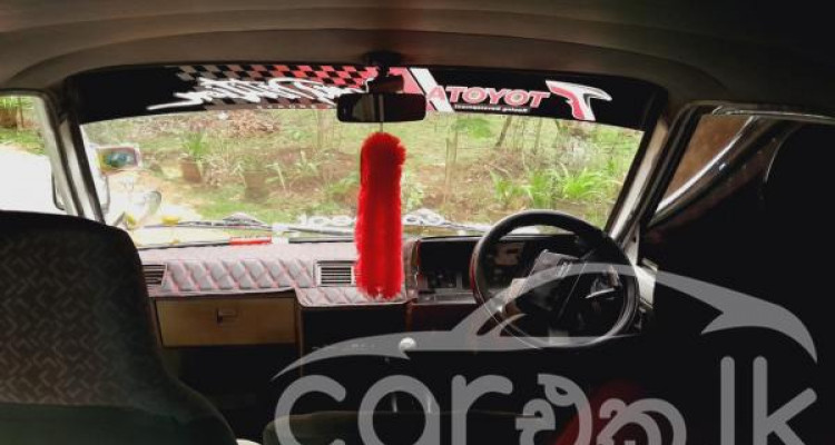 TOYOTA HIACE LH61 1987