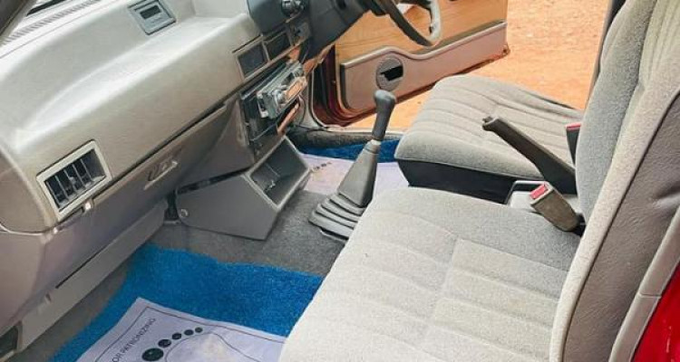 SUBARU LEONE 1992