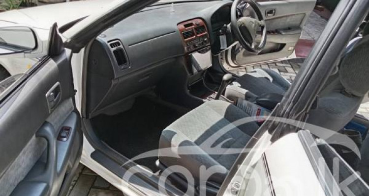 TOYOTA VISTA 1995