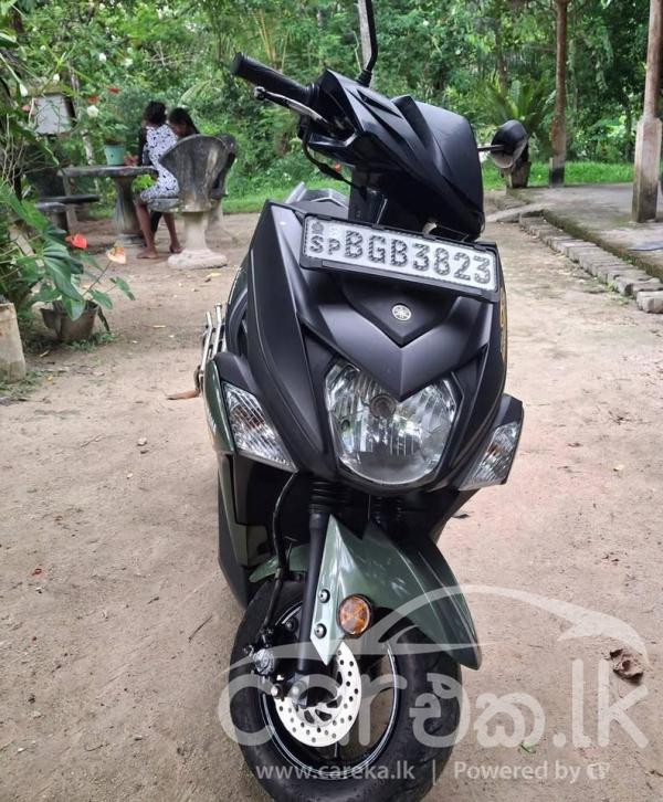 YAMAHA ZR 2018