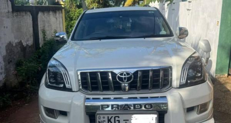 TOYOTA PRADO 2005