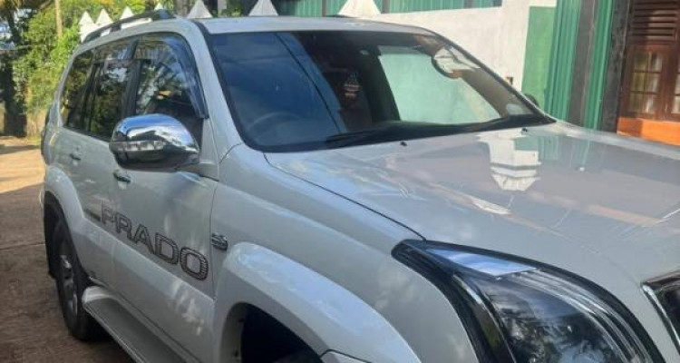 TOYOTA PRADO 2005