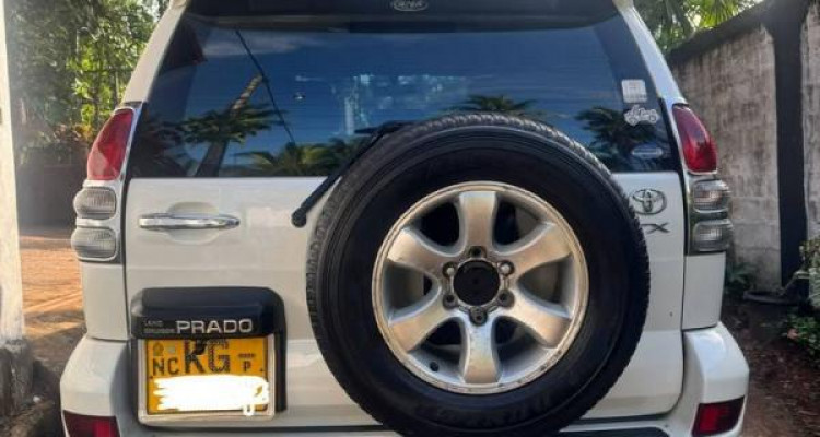 TOYOTA PRADO 2005