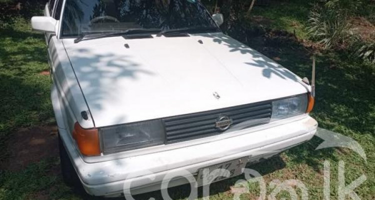 NISSAN TRAD SUNNY 1989