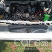 NISSAN TRAD SUNNY 1989