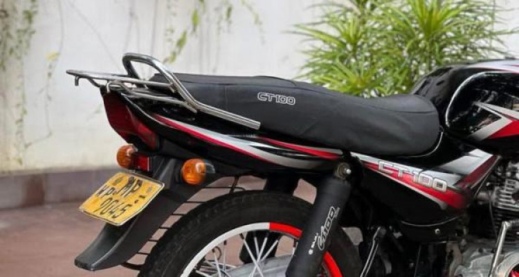 BAJAJ CT100 2006