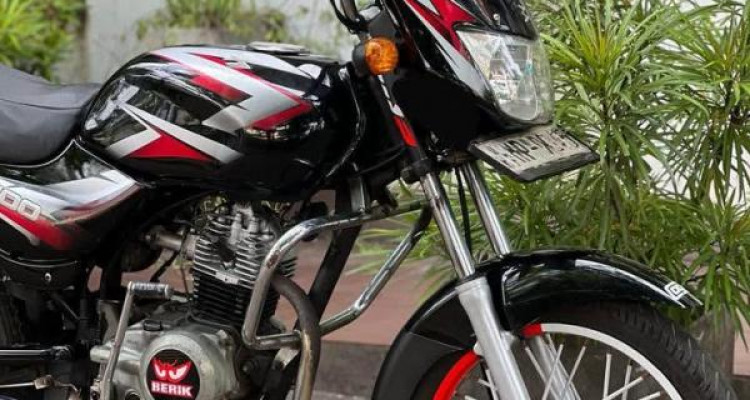 BAJAJ CT100 2006