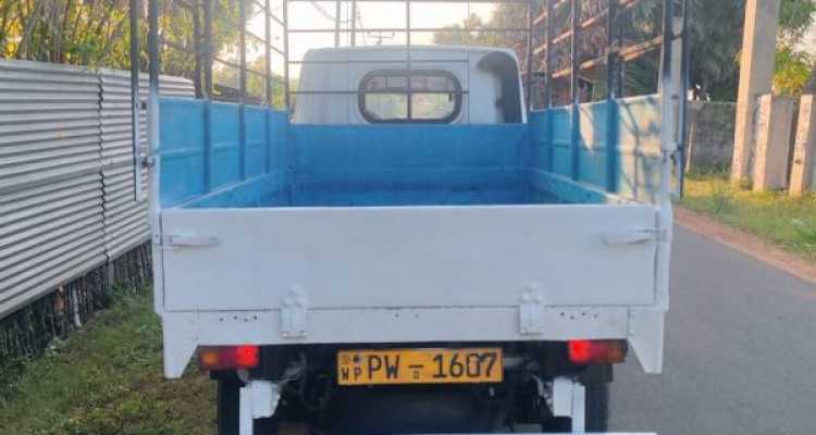 TATA SUPER ACE 2013