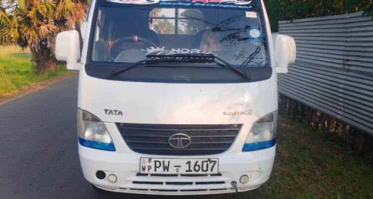TATA SUPER ACE 2013