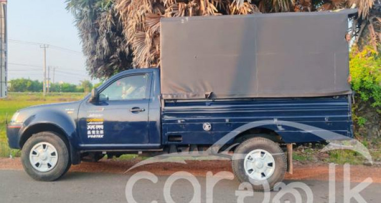 TATA XENON 2006