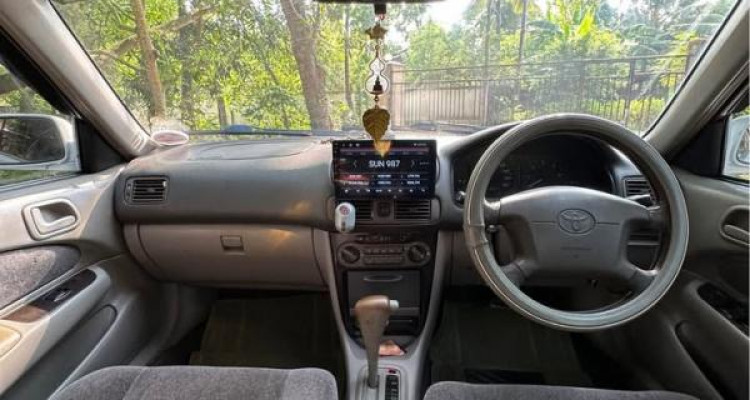 TOYOTA COROLLA 110 1996