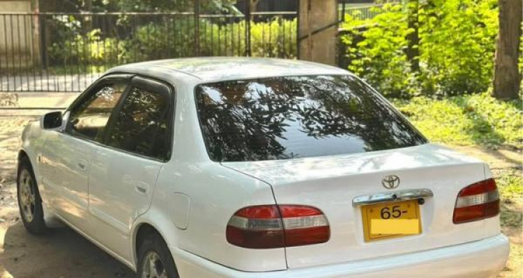TOYOTA COROLLA 110 1996