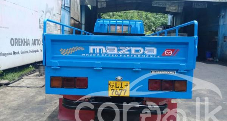 MAZDA TITAN 2002