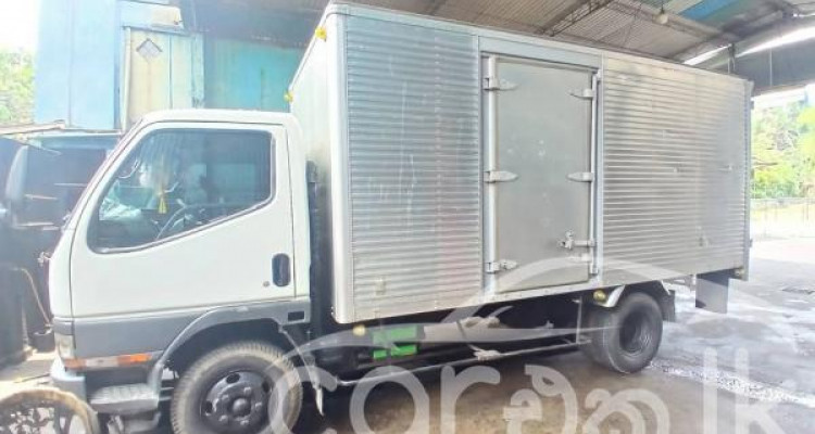 MITSUBISHI CANTER 2001