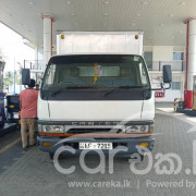 MITSUBISHI CANTER 2001