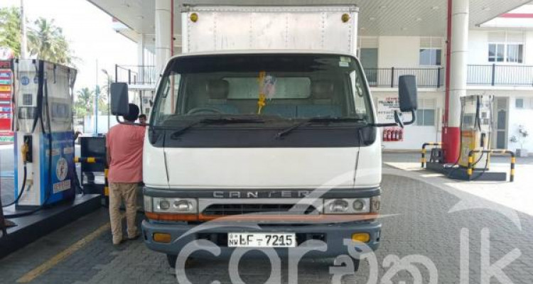 MITSUBISHI CANTER 2001