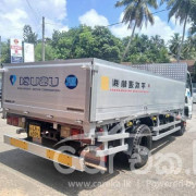 ISUZU ELF 2005