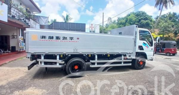 ISUZU ELF 2005