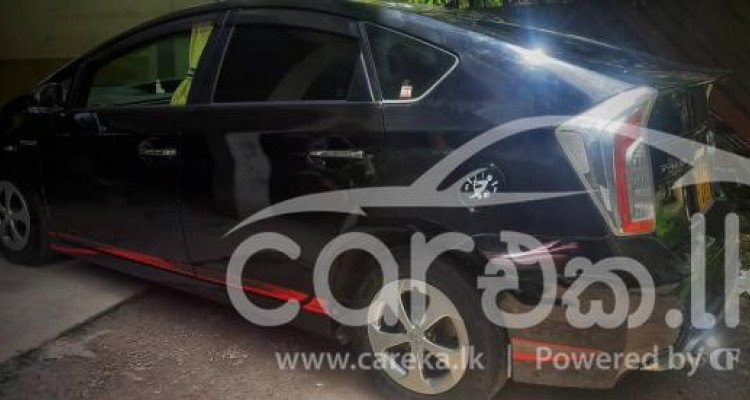 TOYOTA PRIUS 2013