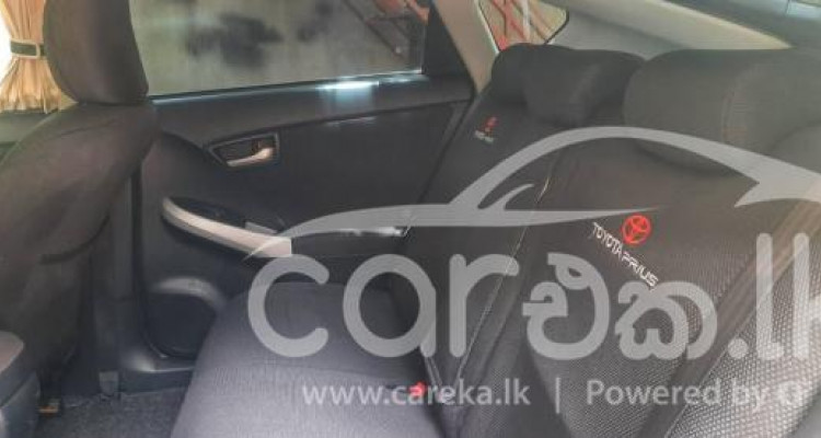 TOYOTA PRIUS 2013