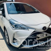 TOYOTA VITZ 2018