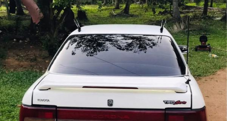 TOYOTA CORONA AT150 1990
