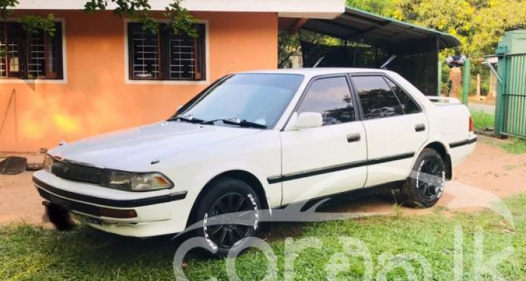 TOYOTA CORONA AT150 1990