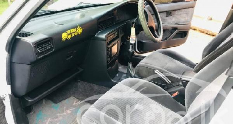TOYOTA CORONA AT150 1990