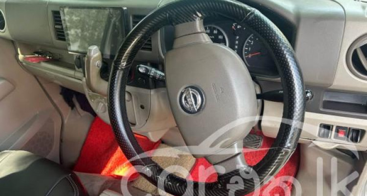 NISSAN CLIPPER 2014