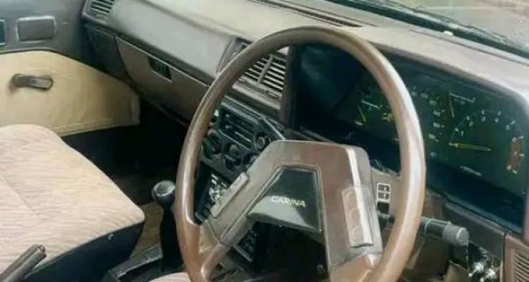 TOYOTA CARINA 1984