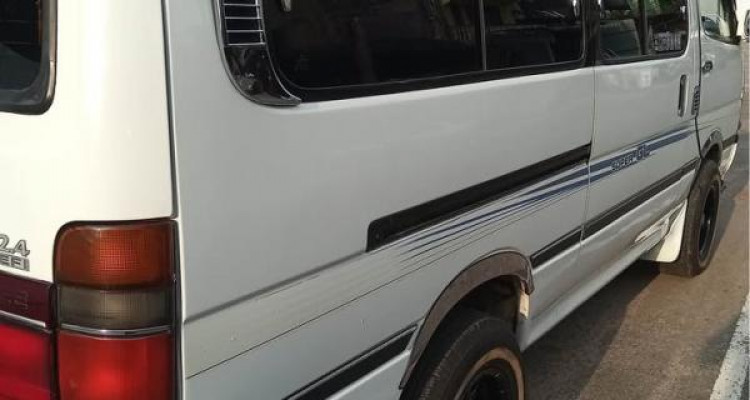 TOYOTA DOLPHIN 113 1994