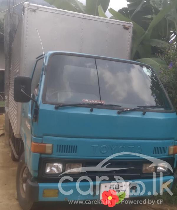 TOYOTA LORRY 1998