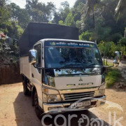 MITSUBISHI FUSO 2002