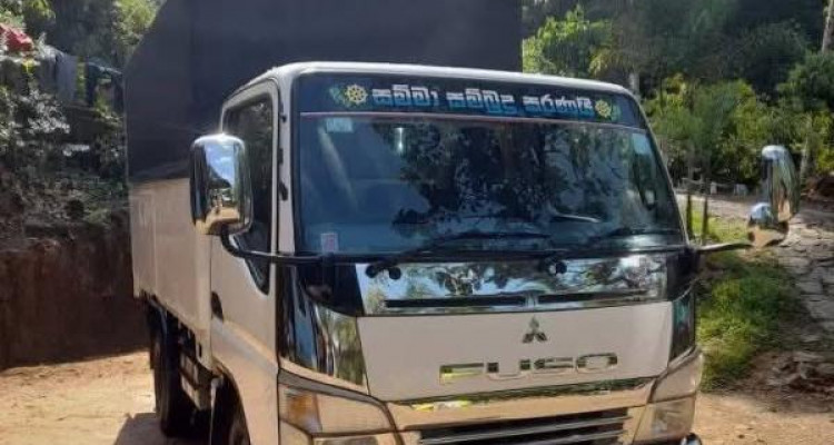 MITSUBISHI FUSO 2002