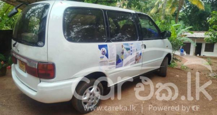 NISSAN SERENA 1990