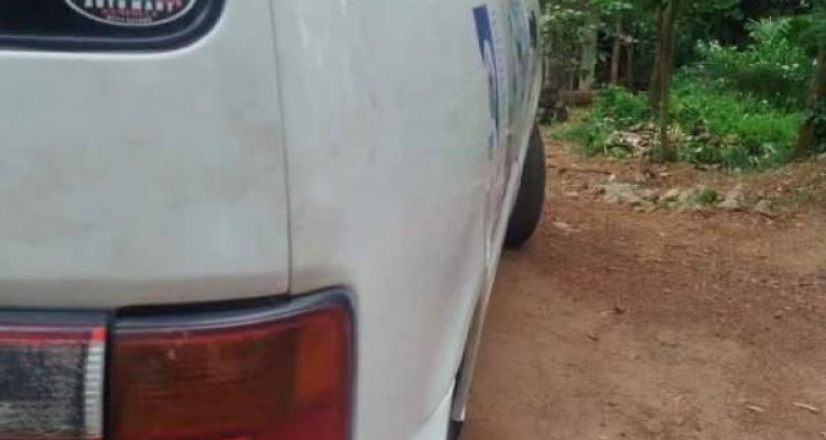 NISSAN SERENA 1990