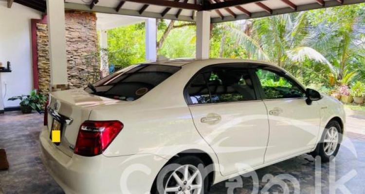TOYOTA AXIO 2016