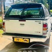 TOYOTA HILUX VIGO 2010