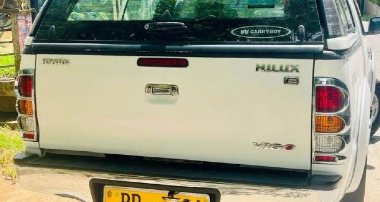 TOYOTA HILUX VIGO 2010