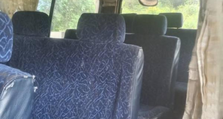 NISSAN CARAVAN 1994