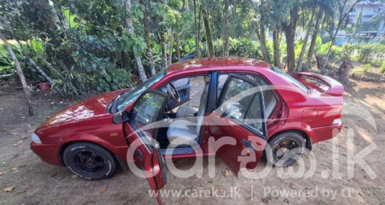 FORD LASER 2000