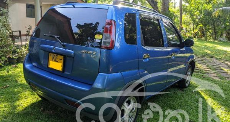 SUZUKI SWIFT 2003