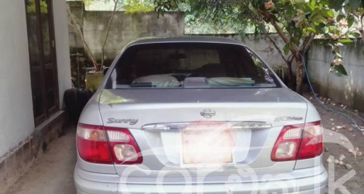 NISSAN SUNNY EX SALOON 2001