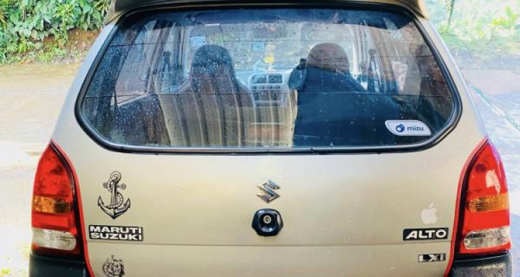 SUZUKI ALTO 2011
